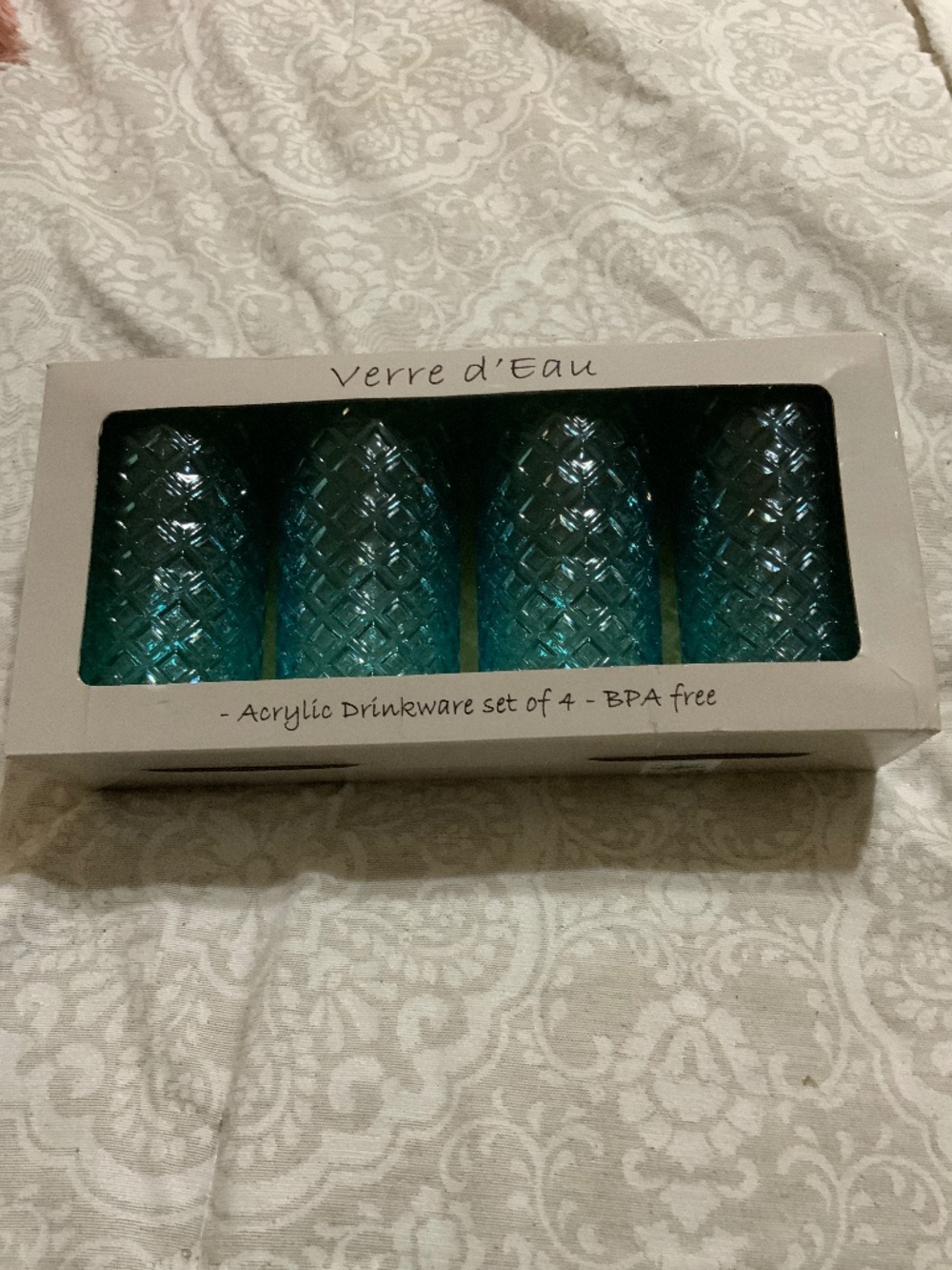 Acrylic drink ware set
